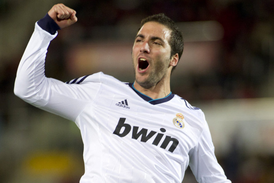 
	Real Madrid chấp nhận mức giá của Napoli cho Higuain