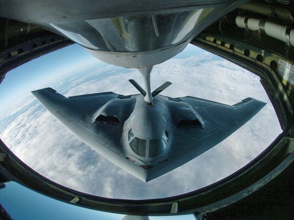 “Bóng ma” B-2 Spirit của Không quân Mỹ có khả mang vũ khí hạt nhân, tránh radar của kẻ thủ.
