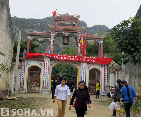 Được tổ chức vào mùng 9 tháng Giêng âm lịch hằng năm, lễ hội chùa Du Anh – Động Hồ Công (xã Vĩnh Ninh, Vĩnh Lộc, Thanh Hóa) được xem là một trong những lễ hội lớn nhất xủa Xứ Thanh.