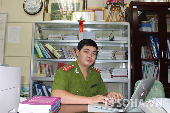 
	 Tiến sĩ Nguyễn Minh Hiển (Sinh năm 1979) TS Tội phạm học - Giảng viên Học viện Cảnh sát nhân dân.