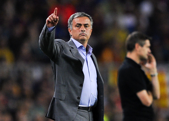 
	Mourinho hỗ trợ PSG đánh bại Barca