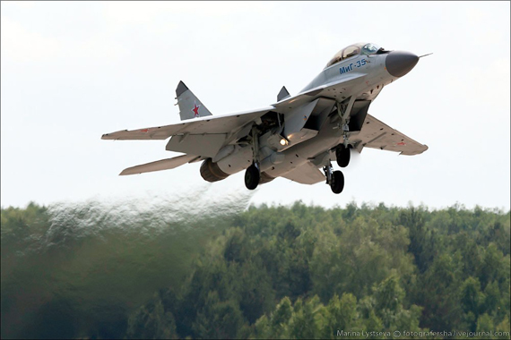 Xem Su-35, MiG-35, Yak-130 trình diễn tại Lukhovitsy