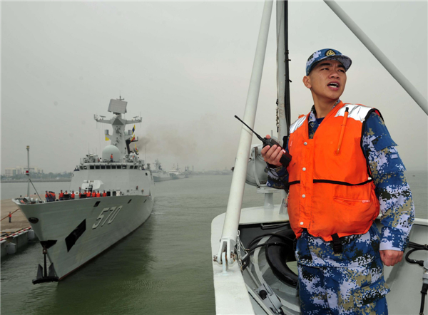 Hạm đội Nam Hải khởi hành từ cảng Trạm Giang, tỉnh Quảng Đông tới tập trận ở tây Thái Bình Dương. Ảnh: Xinhua