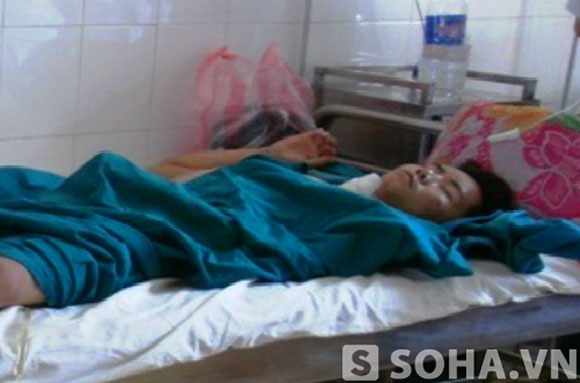 Nghi can Đậu Văn Thủy đang được điều trị tại bânhj viện.