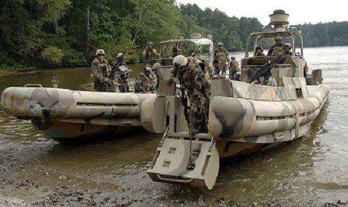 Tàu tuần tra của Silver Ship có thể đạt tốc độ 70,08 km/h