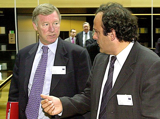 
	Platini muốn Sir Alex giúp UEFA