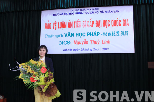 Tiến sĩ trẻ Nguyễn Thuỳ Linh tự hào khi được học tập và công tác ở mái trường Văn khoa Tổng hợp.