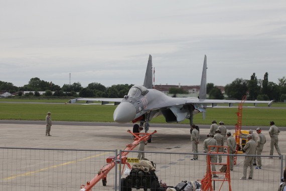 Cận cảnh ngôi ssao sáng nhất tại Paris Air Show 2013