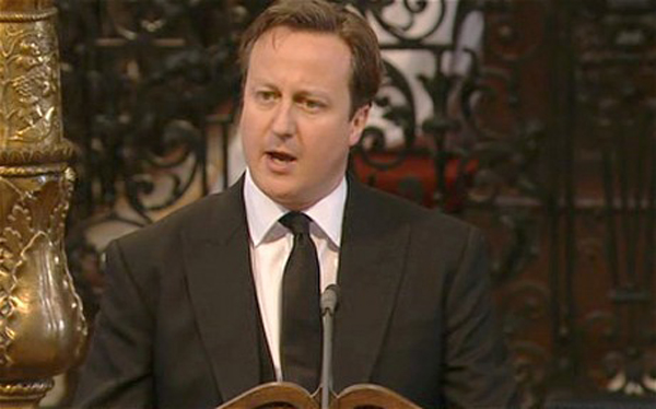 
	Thủ tướng Anh David Cameron đọc điếu thư thứ 2.