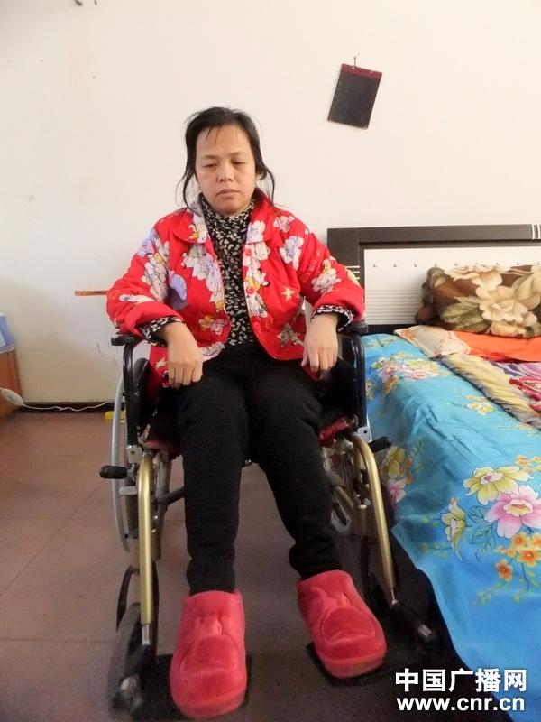  	Đi kiện chính quyền, cô Trần phải trả giá quá đắt: chân liệt, con trai mất tích
