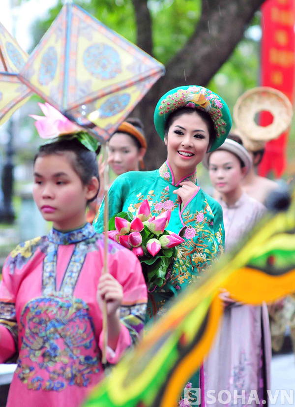 Ngọc Hân quý phái trong tạo hình hoàng hậu