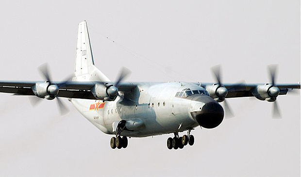 Máy bay vận tải nội địa Shaanxi Y-8 của Trung Quốc có vận tốc 550km/h