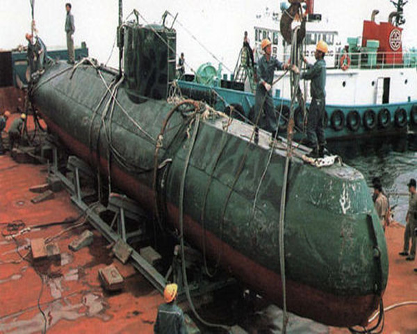 Hình ảnh tàu ngầm lớp Yugo xuất hiện trên báo Trung Quốc