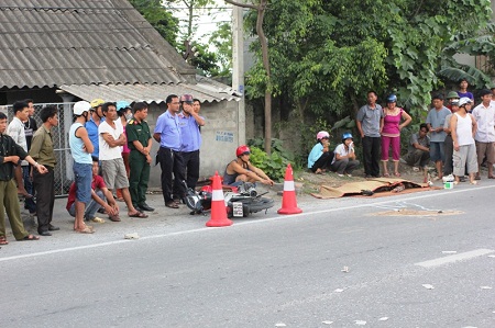 
	Hiện trường vụ tai nạn khiến thiếu nữ chết thảm