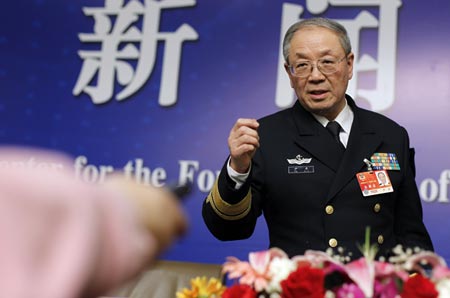 
	Chuẩn Đô đốc Yin Zhuo của Hải quân Trung Quốc