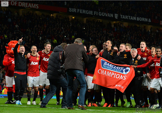 "Sao" Man United tưng bừng trong ngày đăng quang