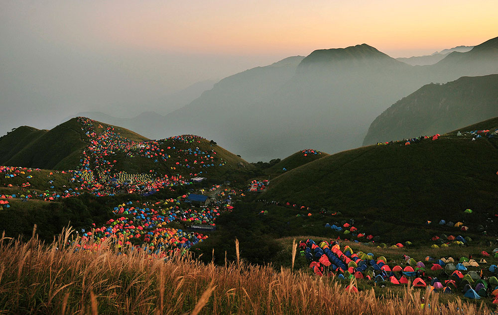 	Quang cảnh những túp lều tại International I Camping Festival 2013 ở  Jiangxi, Pingxiang