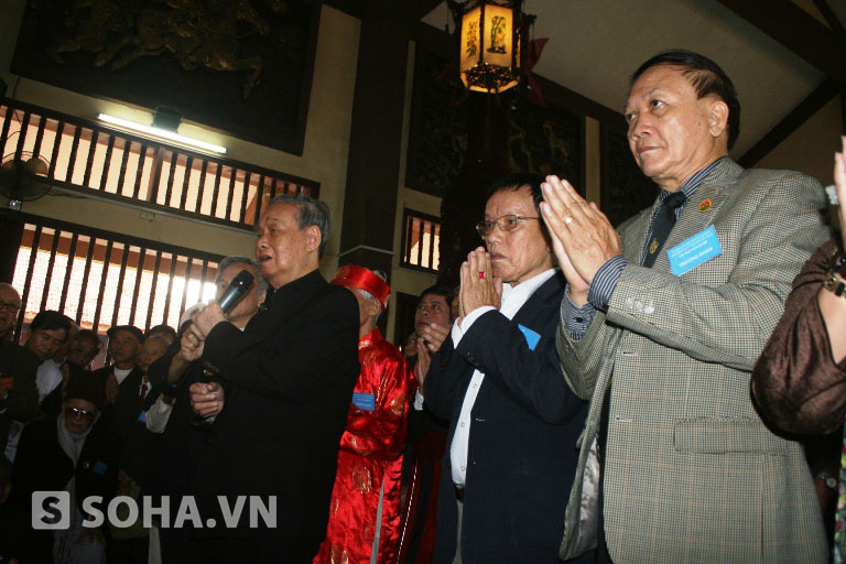  	Ông Vũ Oanh, nguyên Ủy viên Bộ chính trị, thay mặt ban liên lạc dòng họ Vũ - Võ Việt Nam đã có những lời thành kính dâng lên buổi tưởng niệm.