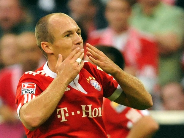 
	Man City tính đưa Robben quay trở lại Premier League