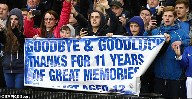 
	Các CĐV Everton gửi lời cảm ơn tới HLV David Moyes sau 11 năm dẫn dắt