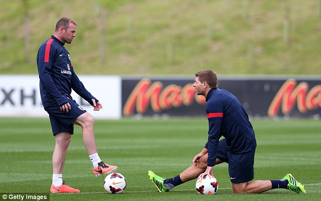 
	Gerrard cảm thấy bất bình thay cho Rooney