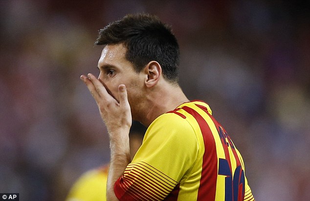 
	Messi lại gặp phải chấn thương