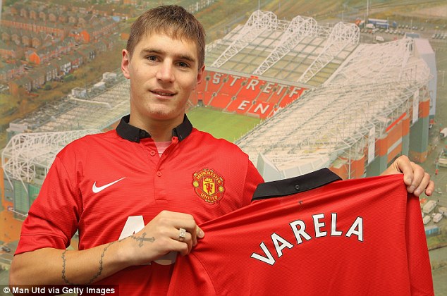 
	Guillermo Varela đã chính thức là người của Man United