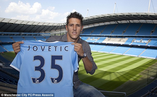 
	Jovetic gia nhập Man City với giá chuyển nhượng 25,8 triệu bảng