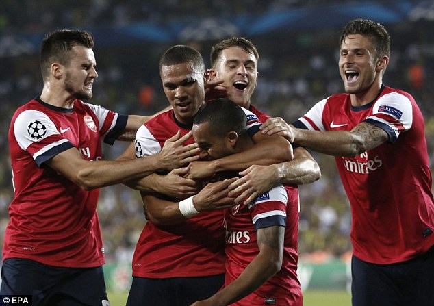 Arsenal giành chiến thắng rộn ràng 3-0 ngay tại Istanbul