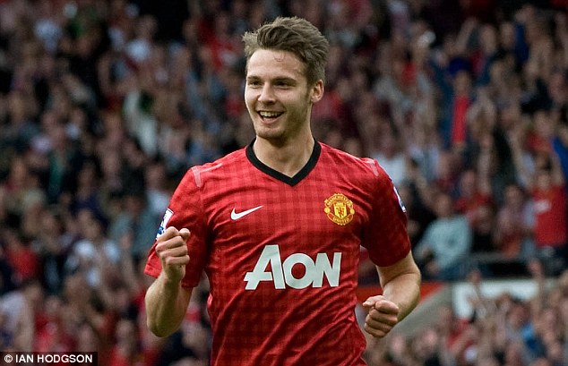 	Nick Powell sẽ chuyển sang thi đấu cho Wigan dưới dạng cho mượn trong vòng 1 năm