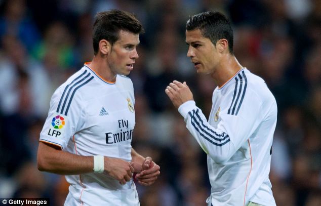  	Bộ đôi Gareth Bale và Ronaldo không thể giúp Real thoát khỏi một trận thua