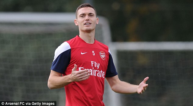  	Thomas Vermaelen đang trở thành người thừa ở Emirates