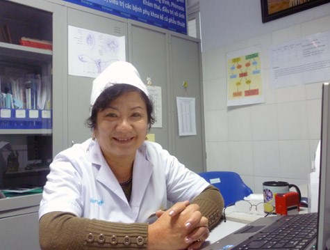 Bác sĩ Lê Thị Kim Dung, Phó Giám đốc Viện Sức khỏe Sinh sản (RAFH), Phụ trách khoa sản của Trung tâm y tế 178 Thái Hà (Hà Nội)