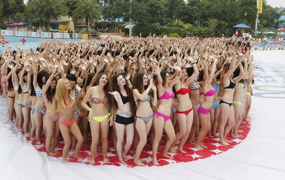 Bỏng mắt với những lễ hội bikini "độc" và hot nhất thế giới