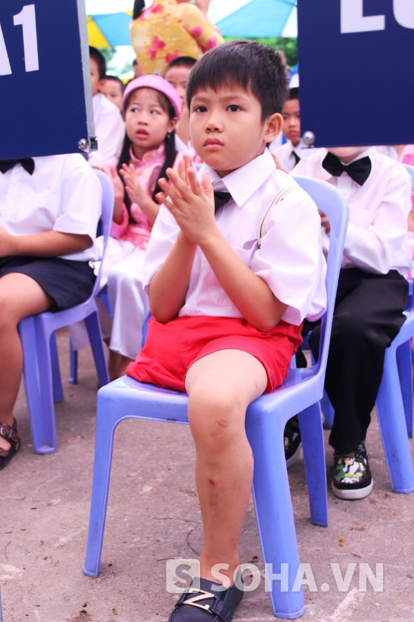 	Thiện Nhân bước sang học lớp 2A1, Trường Tiểu học Quốc tế V.I.P Hà Nội.