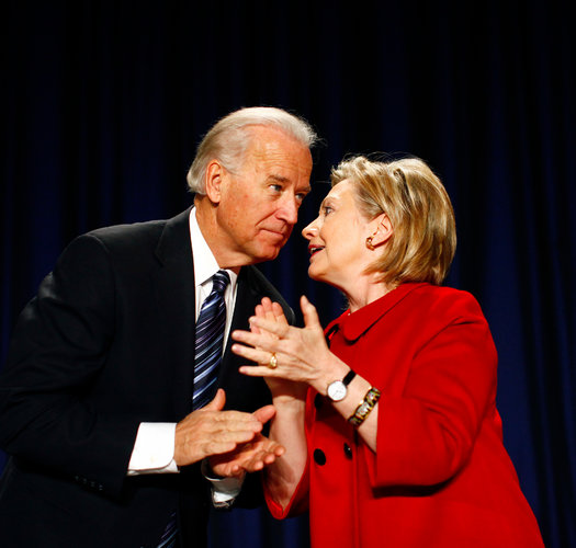  	Phó tổng thống Mỹ Joseph R. Biden và cựu ngoại trưởng Hillary Rodham Clinton.