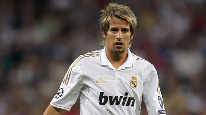 
	Man United để mất Coentrao vào đúng phút cuối