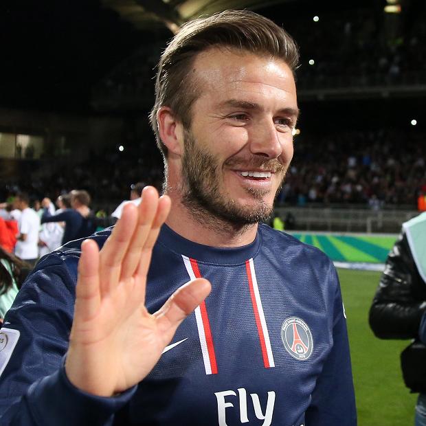 
	Beckham từ giã sự nghiệp thi đấu bóng đá ở tuổi 38
