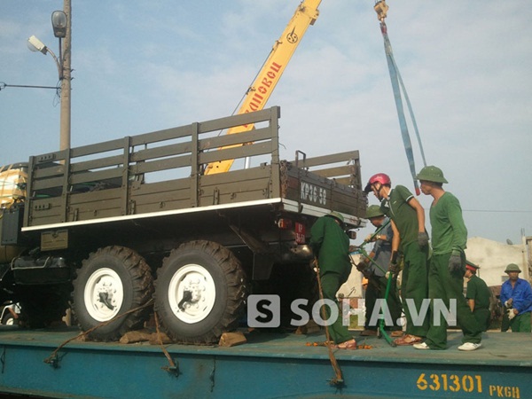 Đoàn xe tiêu binh phục vụ tang lễ Đại tướng đã đến Quảng Bình