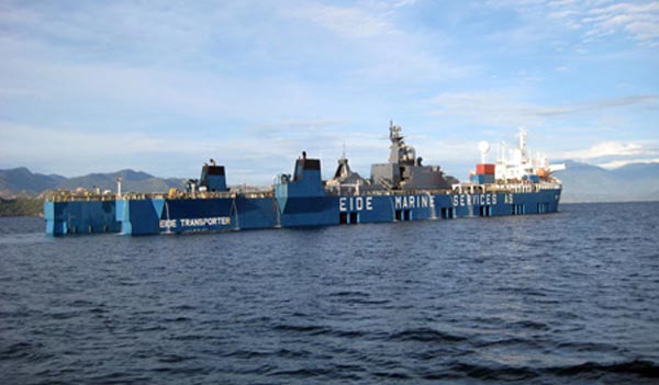 Tàu dock của hãng Eide Marine Services đã từng vận chuyển các tàu hộ tống tên lửa Gepard-3.9 về Việt Nam một cách an toàn.