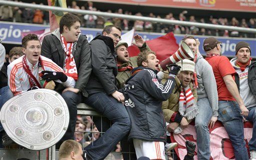 Bayern Munich chính thức đăng quang tại Bundesliga 2012/2013