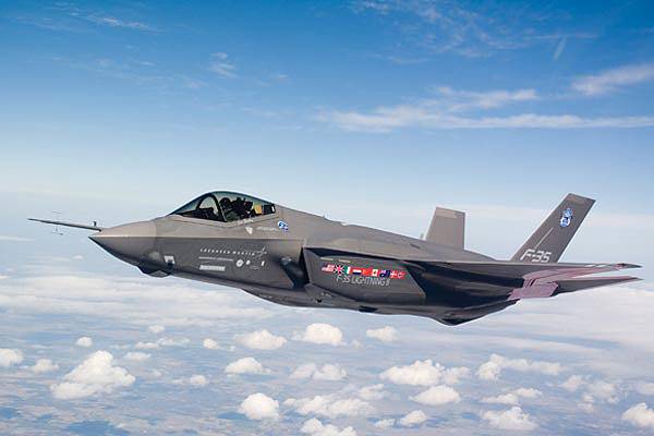 Tiêm kích F-35