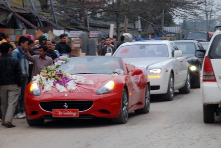 
	Đám cưới xa hoa và lãng phí (ảnh minh họa)