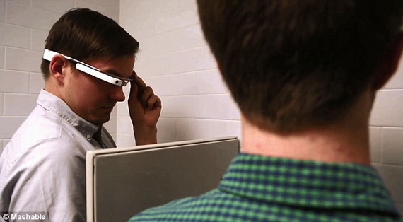 Người dân Mỹ cảm thấy "sợ" Google Glass