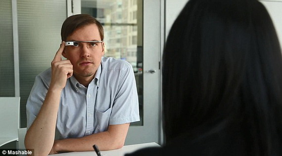 Người dân Mỹ cảm thấy "sợ" Google Glass