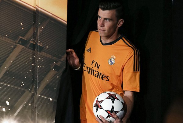 
	HLV Ancetlotti dự định sẽ xếp Gareth Bale đá cánh phải trong trận gặp Villarreal