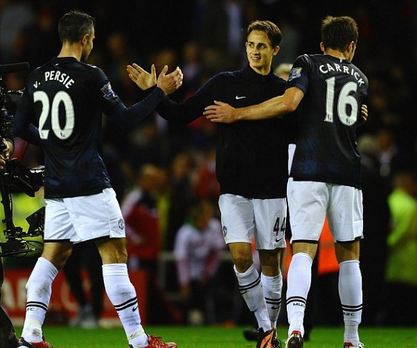 'Hiện tượng' Adnan Januzaj sành điệu dạo phố 