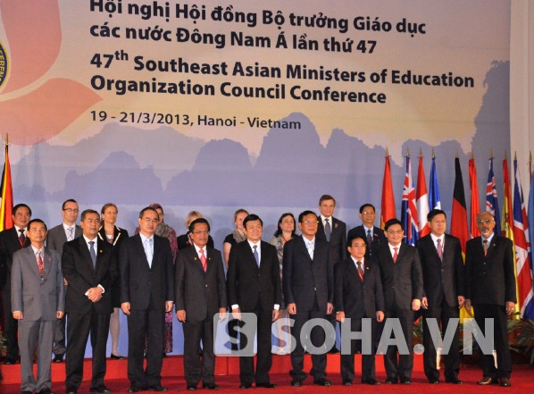 Chủ tịch nước Trương Tấn Sang và các đại biểu tham dự Hội nghị Hội đồng Bộ trưởng Giáo dục các nước Đông Nam Á lần thứ 47.