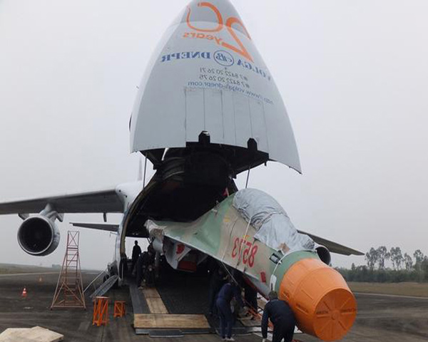 Hình ảnh những chiếc Su-30MK2V “Hổ mang chúa“ được Nga chuyển cho Việt Nam vào giữa năm trước