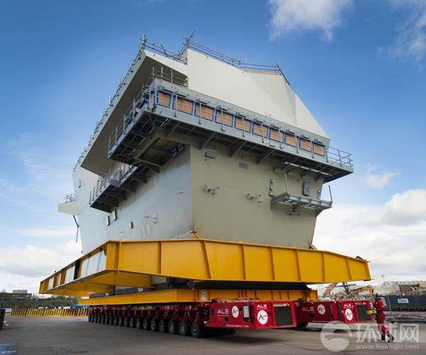 Việc hoàn thành 2 bộ não cho tàu sân bay “Queen Elizabeth” đánh dấu một bước đột phá trong việc sớm hoàn thành đóng mới chiếc tàu sân bay được người Anh hết sức mong đợi.